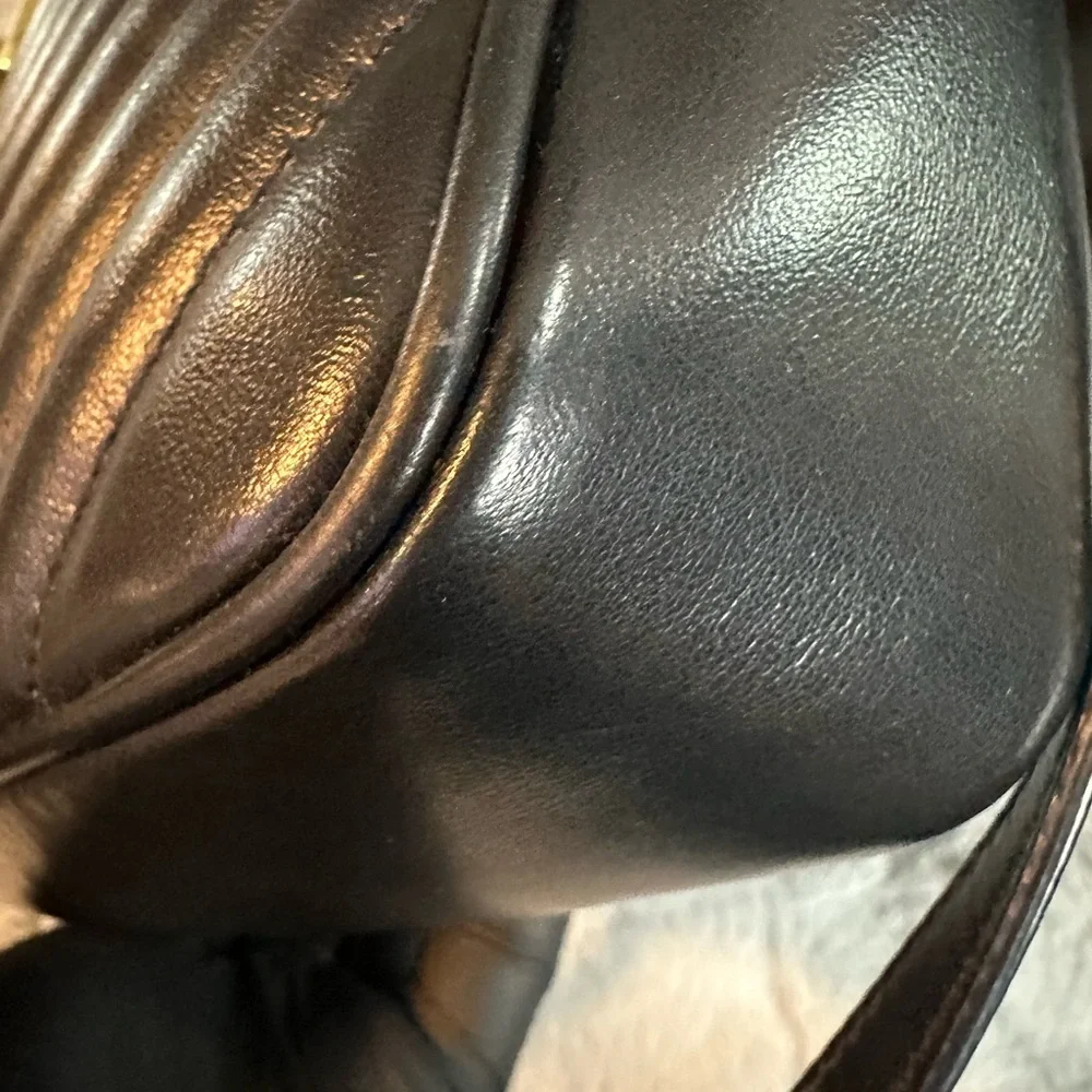 Saint Laurent Black Crossbody Bag - Picture 8 of 16